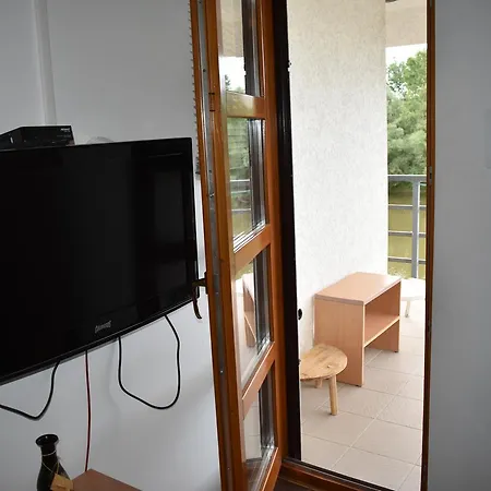 Edu Villa